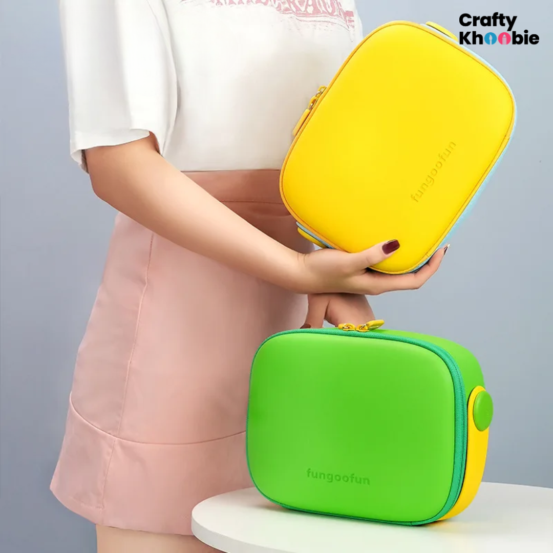 Travel Makeup Organizer Bag, Waterproof Cosmetic Case with Handle Strap, Portable Design Waterproof Toiletry Bag, Brush Make up Organizer with Compartment, Capacity Storage